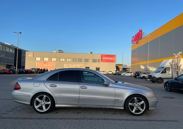 Mercedes-Benz Klasa E cena 33900 przebieg: 437900, rok produkcji 2004 z Lublin małe 352